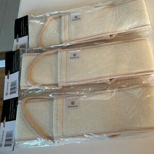 New w tags set of three loofah back scrubbers by Deneve